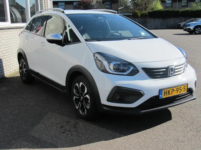 Honda Jazz 1.5 e:HEV Crosstar 2023 Hybride Benzine 7