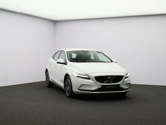 Volvo V40 2.0 T2 Nordic+ 2016 Benzine 23