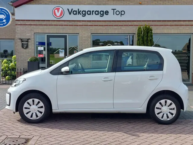 Volkswagen up! 1.0 2021 Benzine 9
