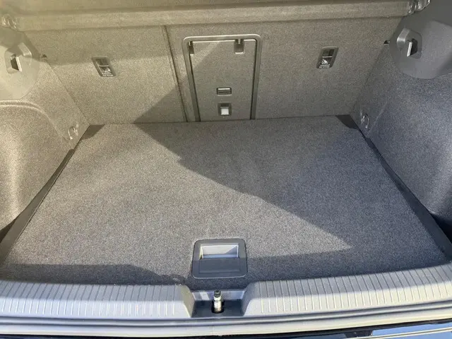 Volkswagen Golf 1.5 eTSI Style 2022 Benzine 38
