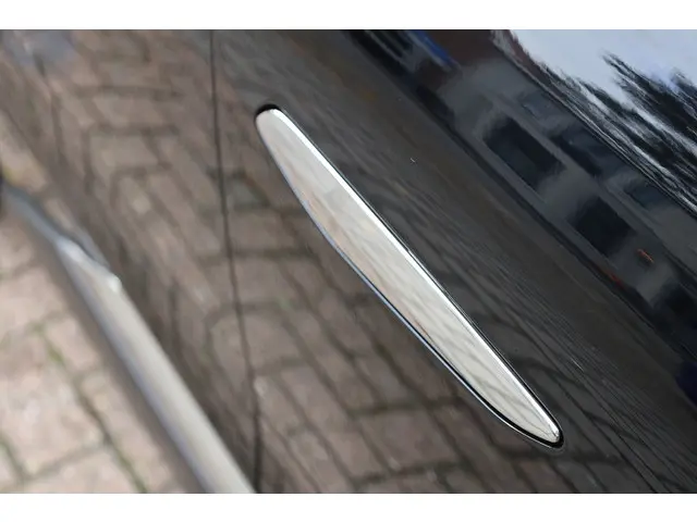 DS DS 4 e-Tense 225 'Etoile' 2024 Hybride Benzine 15