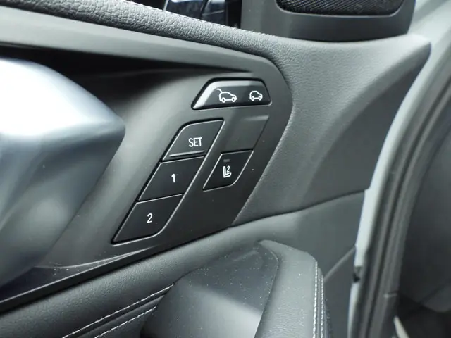 BMW X6 xDrive40i 2022 Benzine 27