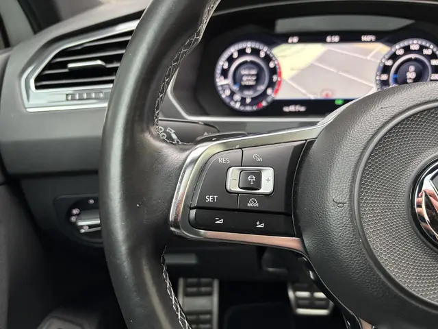 Volkswagen Tiguan 2.0 TSI 4Motion Highline 2016 Benzine 13