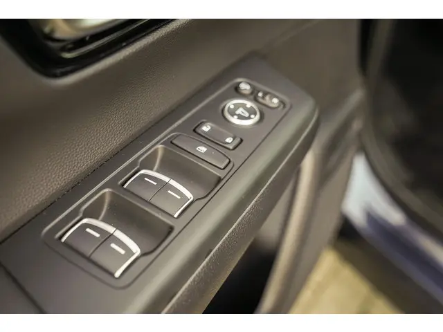 Honda CR-V 2.0i e:HEV 4WD ADVANCE 2024 Hybride Benzine 53