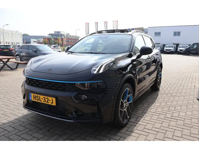 Lynk & Co 01 1.5 2023 Hybride Benzine 7