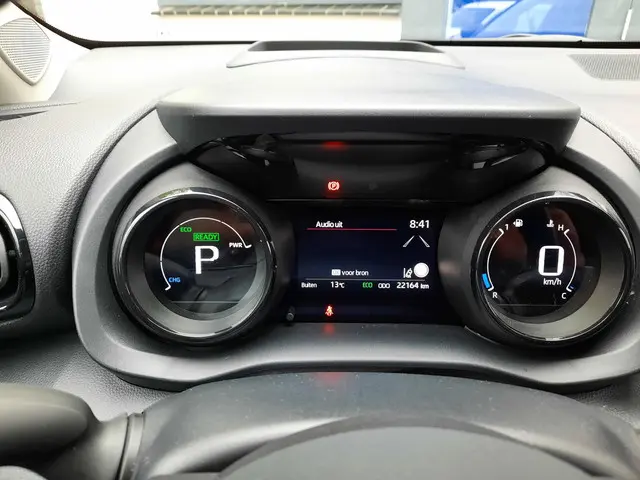 Mazda 2 Hybrid 1.5 Select 2022 Hybride Benzine 8