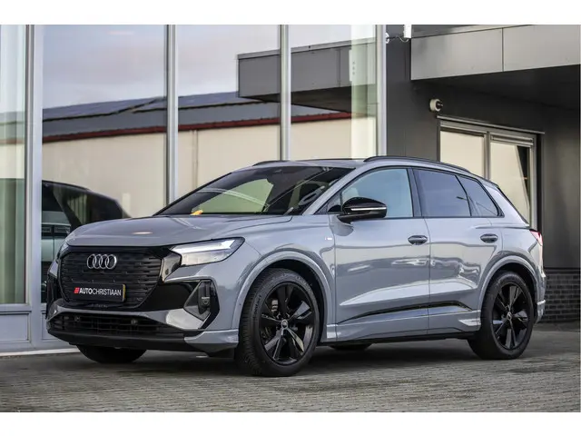 Audi Q4 e-tron 35 S edition 55 kWh 2022 Elektrisch 15