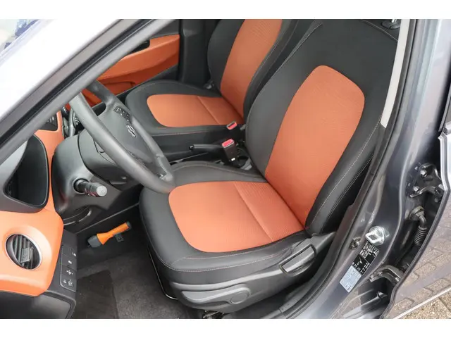 Hyundai i10 1.0i i-Motion Comfort 2016 Benzine 13