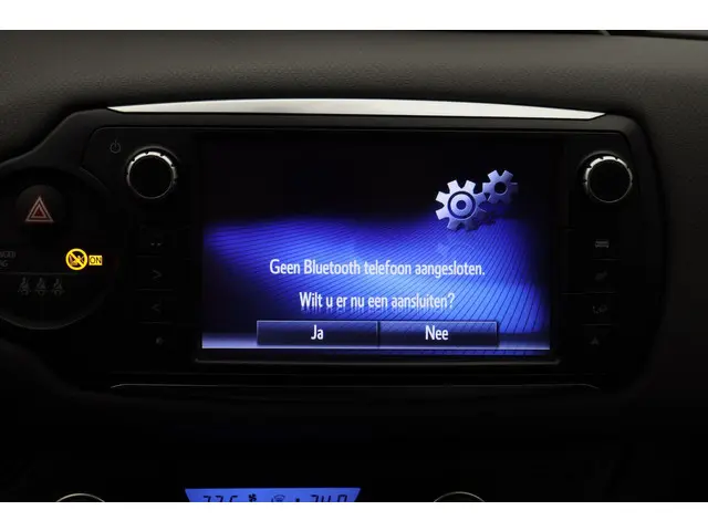 Toyota Yaris 1.5 Hybrid Aspiration 2015 Hybride Benzine 27