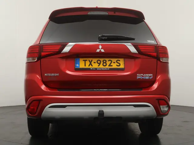 Mitsubishi Outlander 2.4 PHEV Pure 2018 Hybride Benzine 4