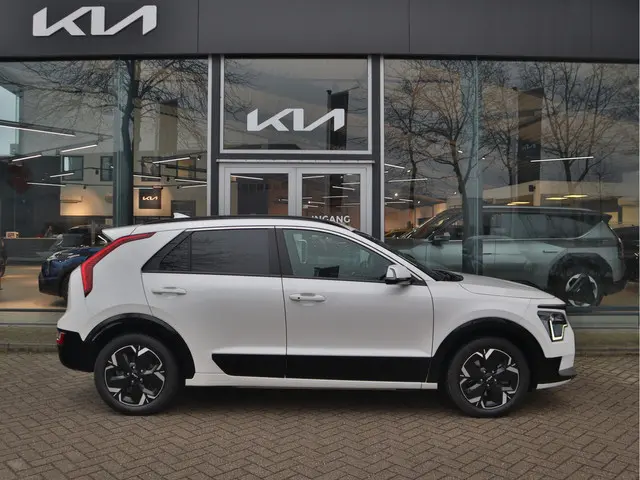 Kia Niro EV ExecutiveLine 64.8 kWh 2023 Elektrisch 5
