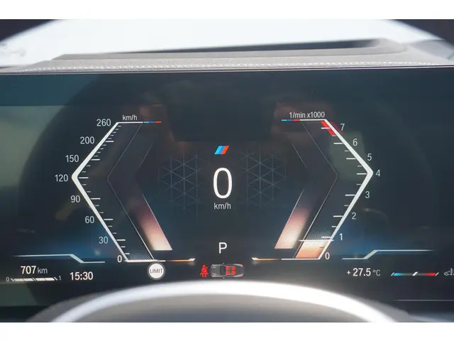 BMW 4 Serie Coupé 420i 2024 Benzine 12