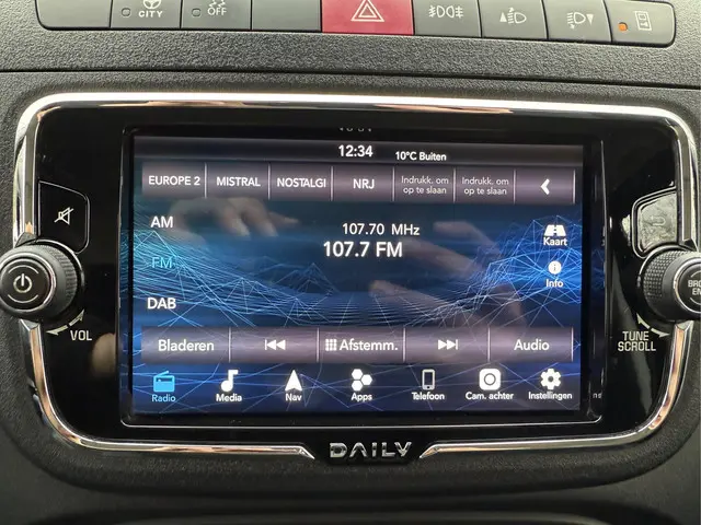 Iveco Daily 35S18 3.0 2020 Diesel 18