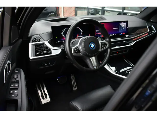 BMW X5 xDrive50e M-Sport 2023 Hybride Benzine 73