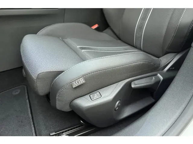 Opel Astra Sports Tourer 1.2 Level 4 2025 Benzine 17