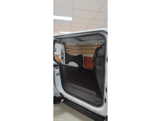 Ford Transit Connect 1.5 EcoBlue L2 Ambiente 2019 Diesel 6