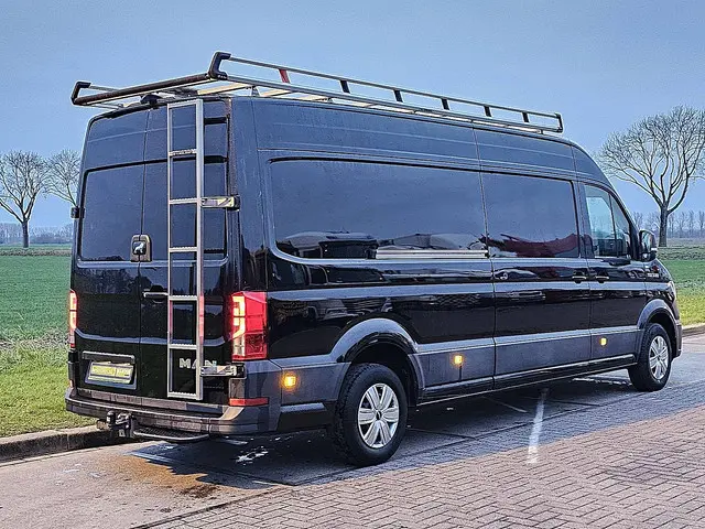 MAN TGE 3.180 2023 Diesel 3