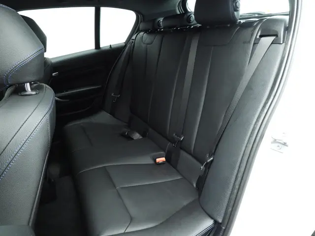 BMW 1 Serie 118i 2019 Benzine 8