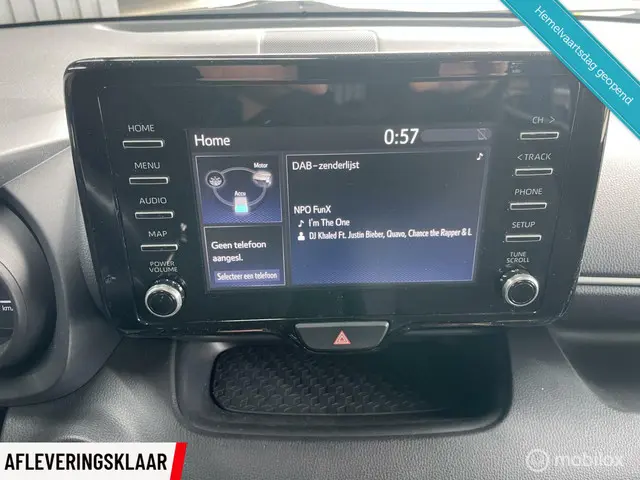 Toyota Yaris 1.5 Hybrid Style 2021 Hybride Benzine 22