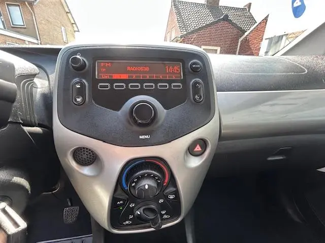 Peugeot 108 1.0 e-VTi Active Automaat 2018 Benzine 8