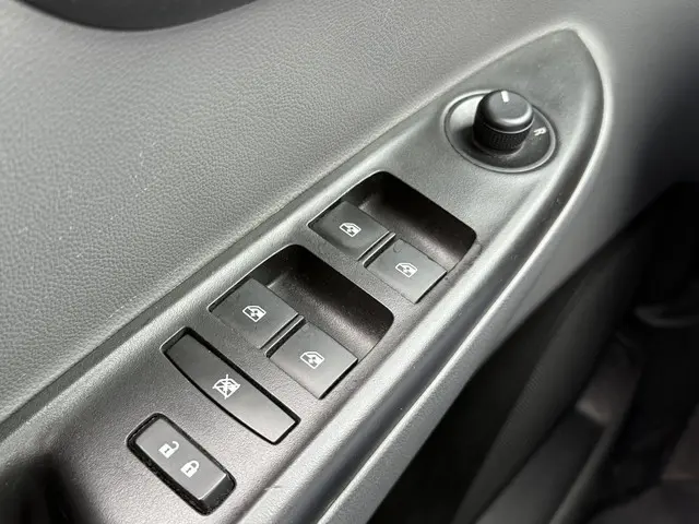 Opel KARL 1.0 Innovation 2017 Benzine 19