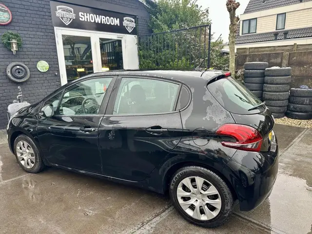 Peugeot 208 1.0 PureTech Access 2015 Benzine 7
