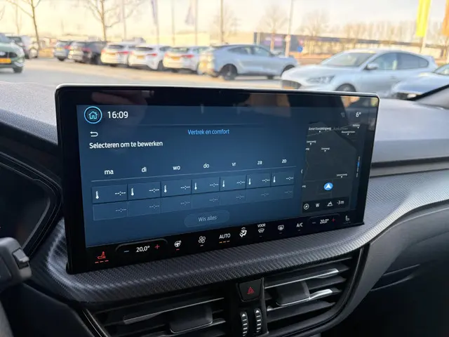 Ford Kuga 2.5 PHEV ST-Line X 2025 Hybride Benzine 36