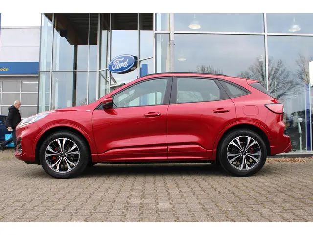 Ford Kuga 1.5 EcoBoost ST-Line 2020 Benzine 4