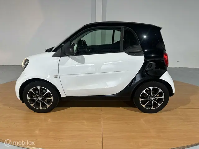 Smart Fortwo 1.0 Pure 2015 Benzine 6