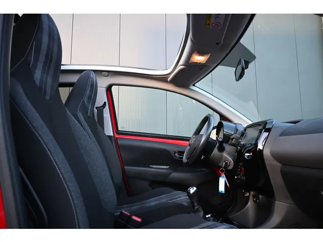 Peugeot 108 1.0 e-VTi Allure TOP! 2018 Benzine 14