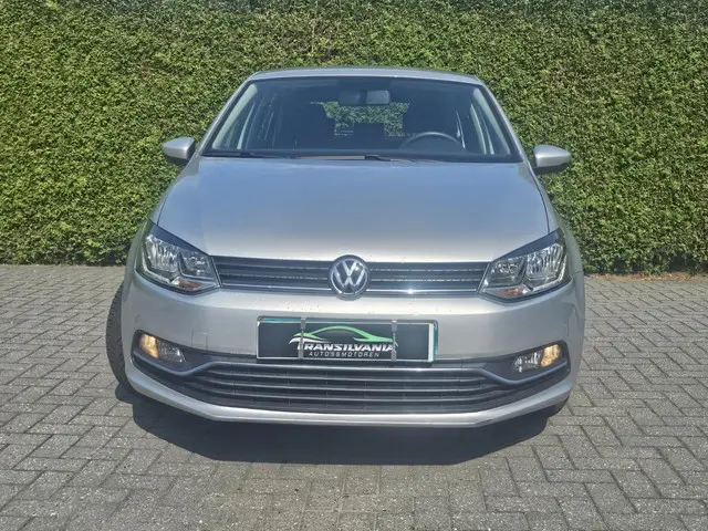 Volkswagen Polo 2