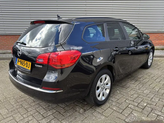 Opel Astra Sports Tourer 1.4 Turbo Business + 2016 Benzine 4