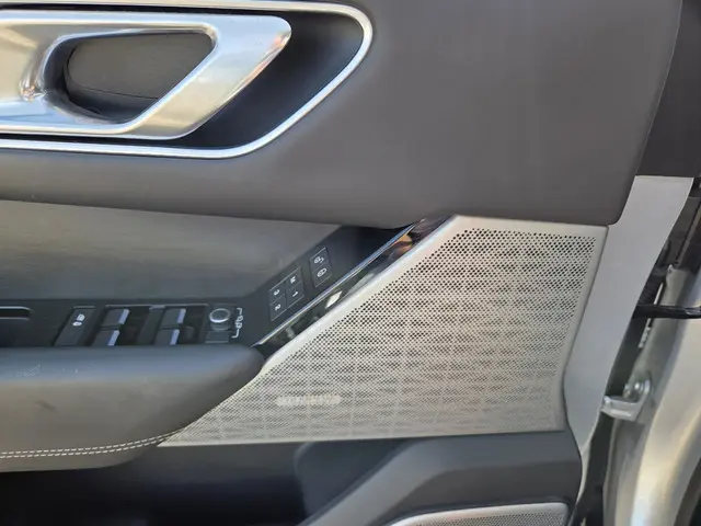 Land Rover Range Rover Velar 3.0 V6 AWD SE 2017 Diesel 19