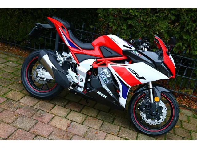 Yamaha YZF R125 TRMOTOR 125 GP-ONE [A1 A2] 2026 Benzine 8