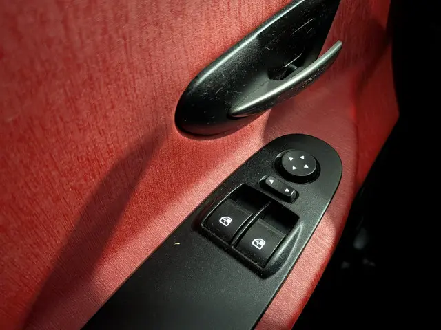 Lancia Ypsilon 1.2 Platinum 2013 Benzine 11