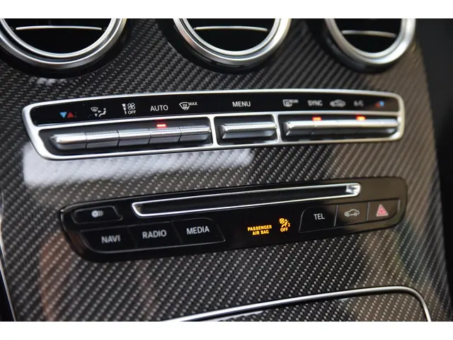 Mercedes-Benz GLC AMG 43 4MATIC 2016 Benzine 26