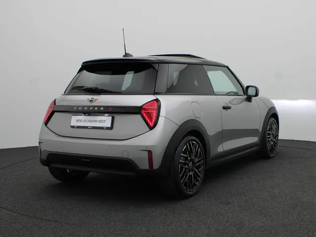 MINI 3-Deurs 2