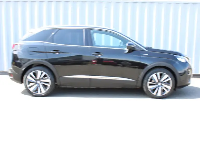 Peugeot 3008 1.6 HYbrid4 300 GT 2020 Hybride Benzine 6