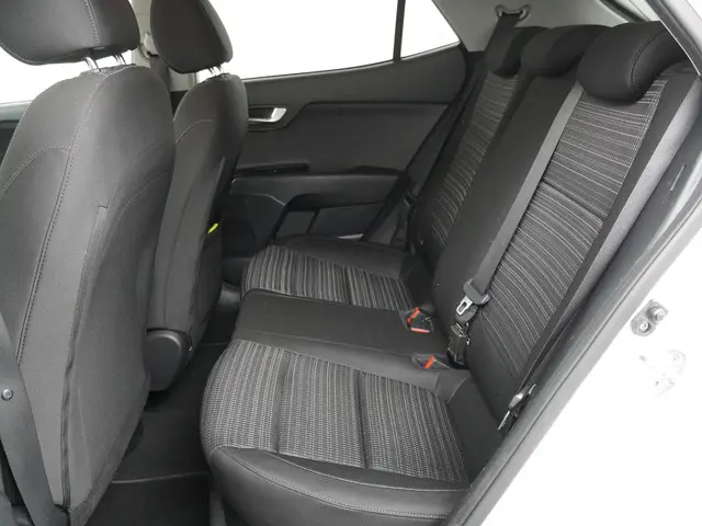 Kia Stonic 1.0 T-GDi DynamicLine 2019 Benzine 10