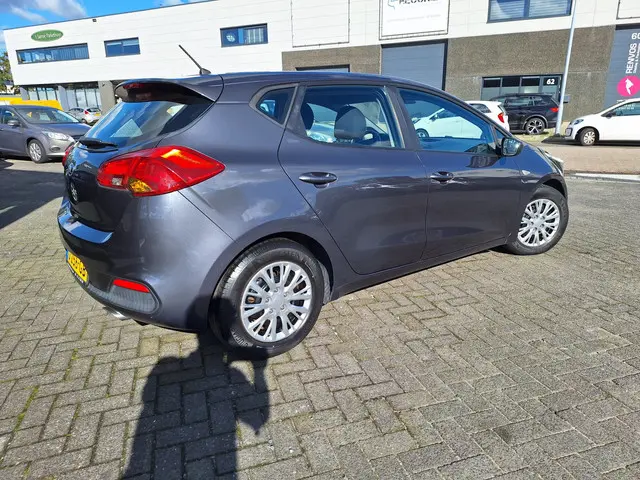 Kia cee'd 1.4 CVVT 5-deurs 2014 Benzine 5