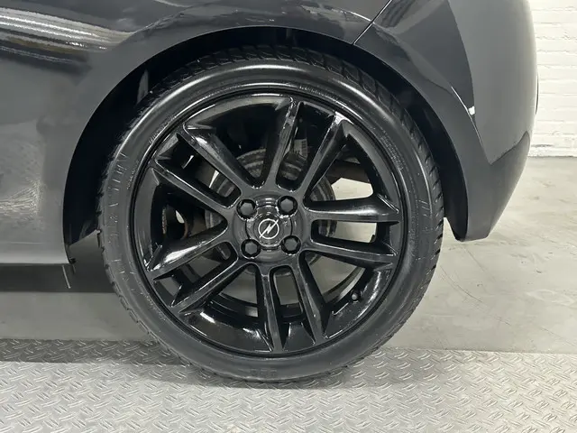 Opel ADAM 1.2 Glam 2014 Benzine 6