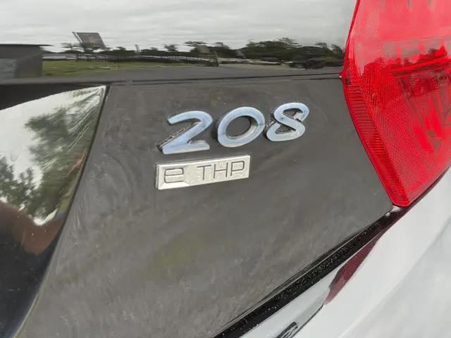 Peugeot 208 1.2 PureTech Allure 2015 Benzine 35