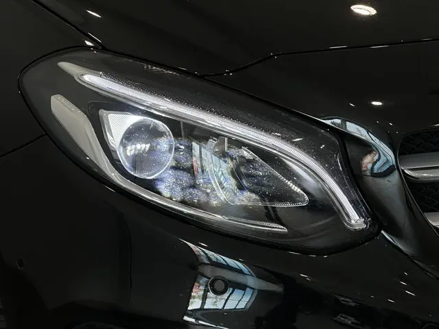 Mercedes-Benz B-Klasse 180 Ambition 2015 Benzine 25
