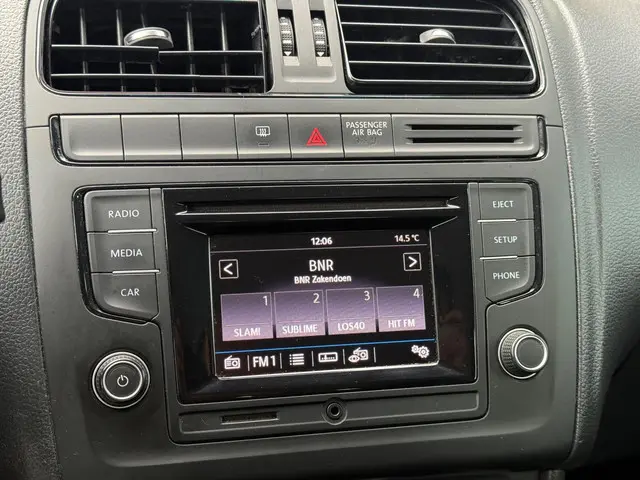 Volkswagen Polo 1.0 | NAVI | NEW APK | AIRCO | 2017 Benzine 17