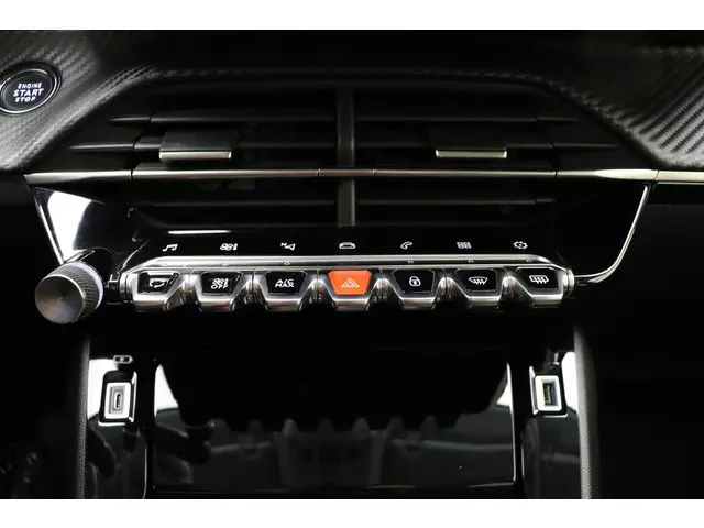 Peugeot 208 1.2 PureTech Allure Pack 2022 Benzine 19