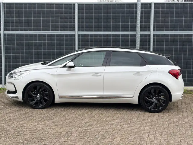 Citroën DS5 1.6 | 156PK | So Chic | automaat | pano | 2014 Benzine 7
