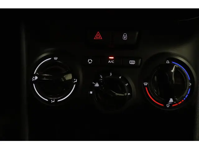 Peugeot 208 1.2 PureTech 82pk Blue Lion 2018 Benzine 20