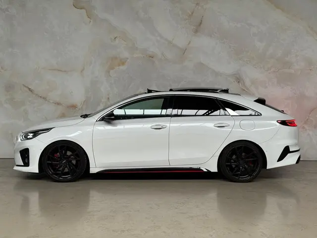 Kia ProCeed 1.6 T-GDI GT 2019 Benzine 10