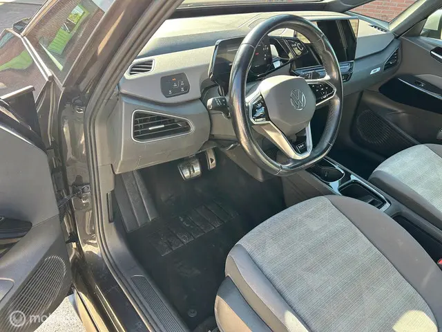 Volkswagen ID.3 First Plus 58 kWh 2020 Elektrisch 32