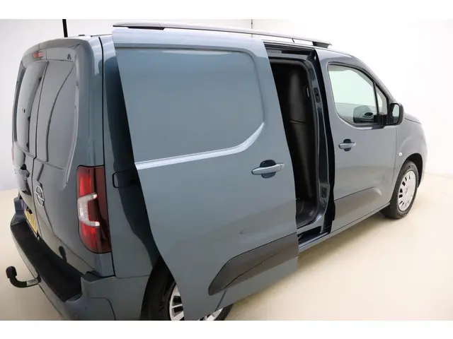 Opel Combo 1.5 BlueHDi S&S L1 2024 Diesel 17